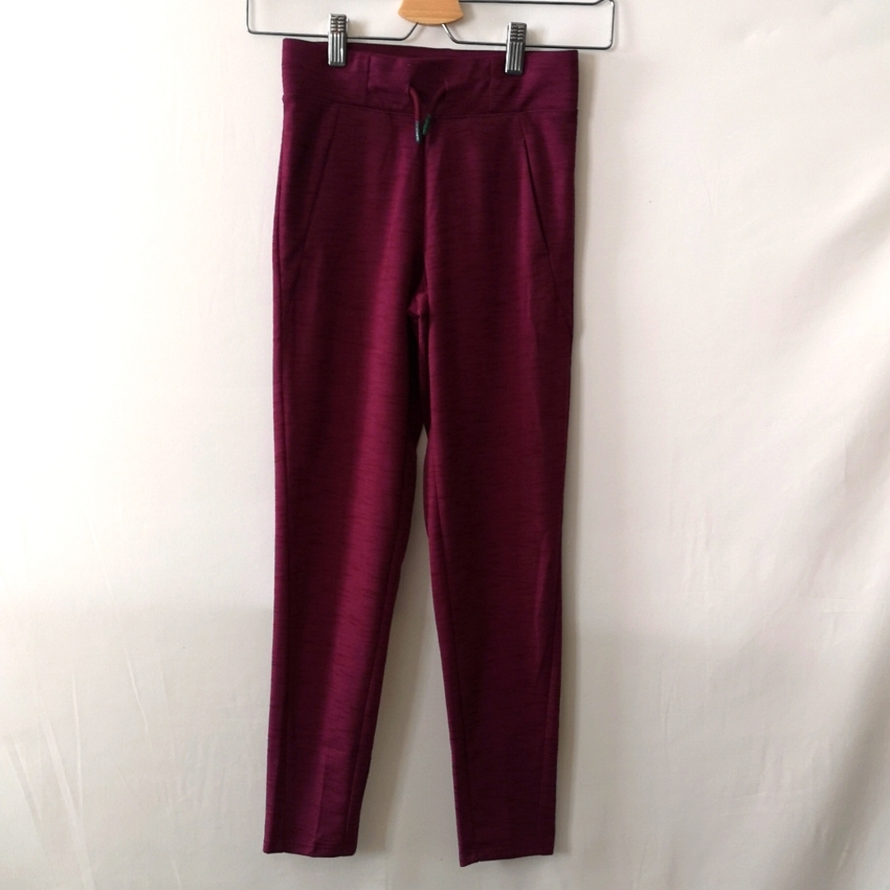 Girls NWOT Champion Track Pant, Medium (7/8) Purple/Wine